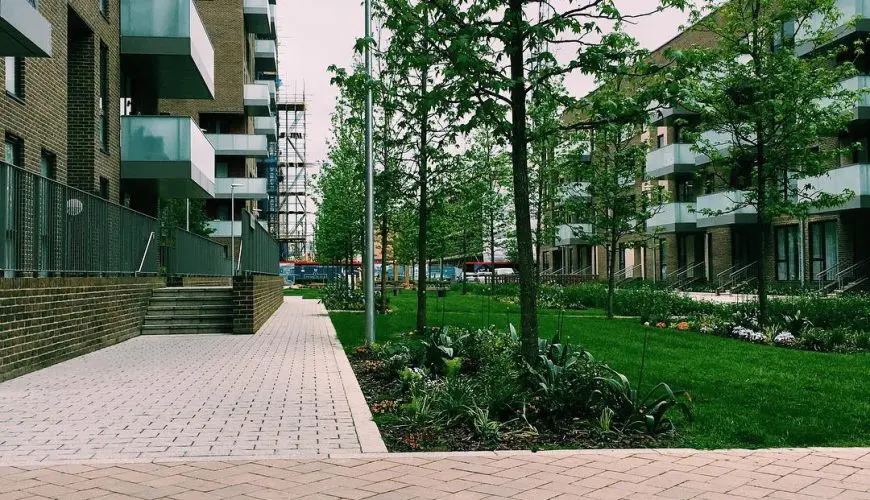Aberfeldy New Village, E14