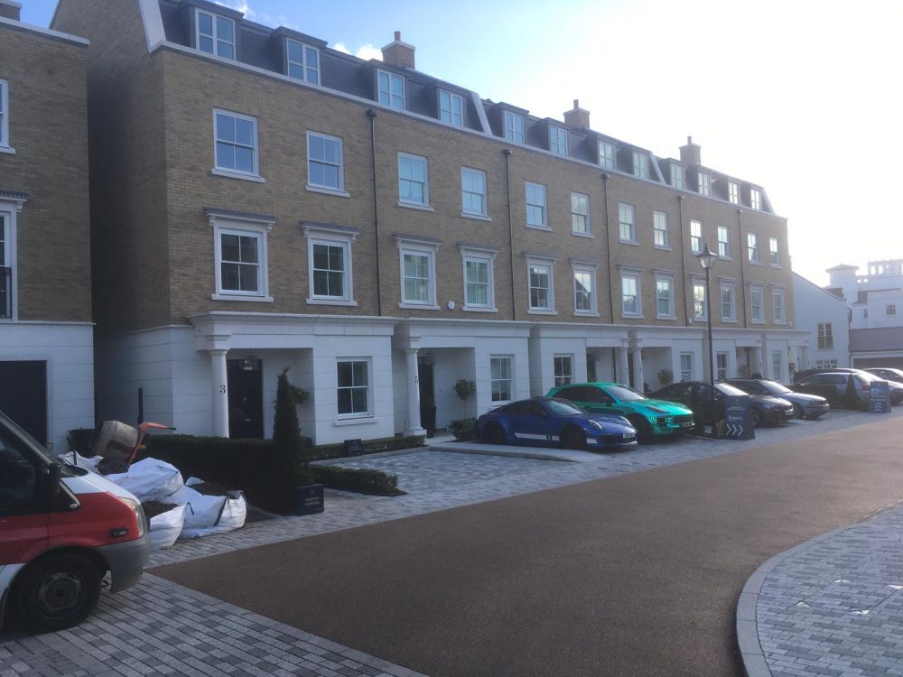 Fitzroy Gate, TW7 HomeViews