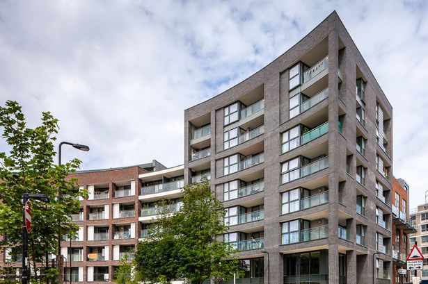 Jigsaw, W13