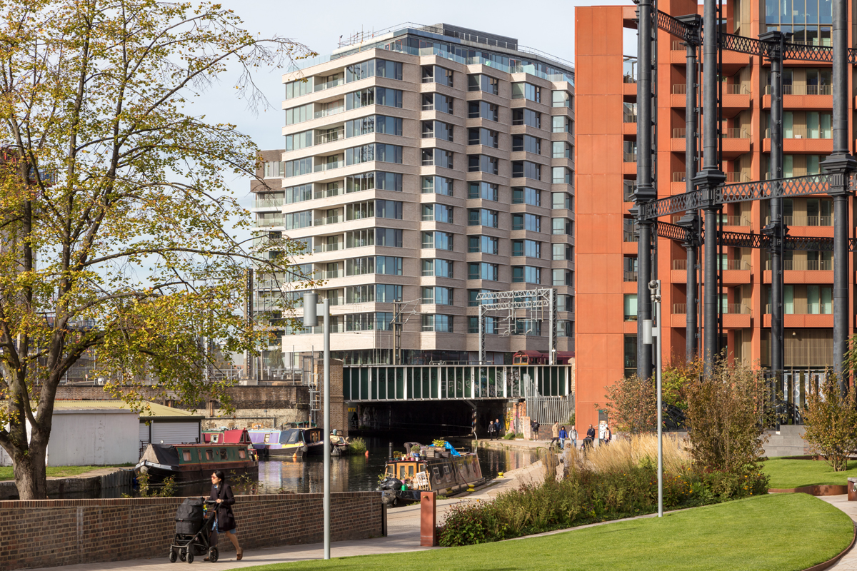ONYX Apartments, N1C HomeViews