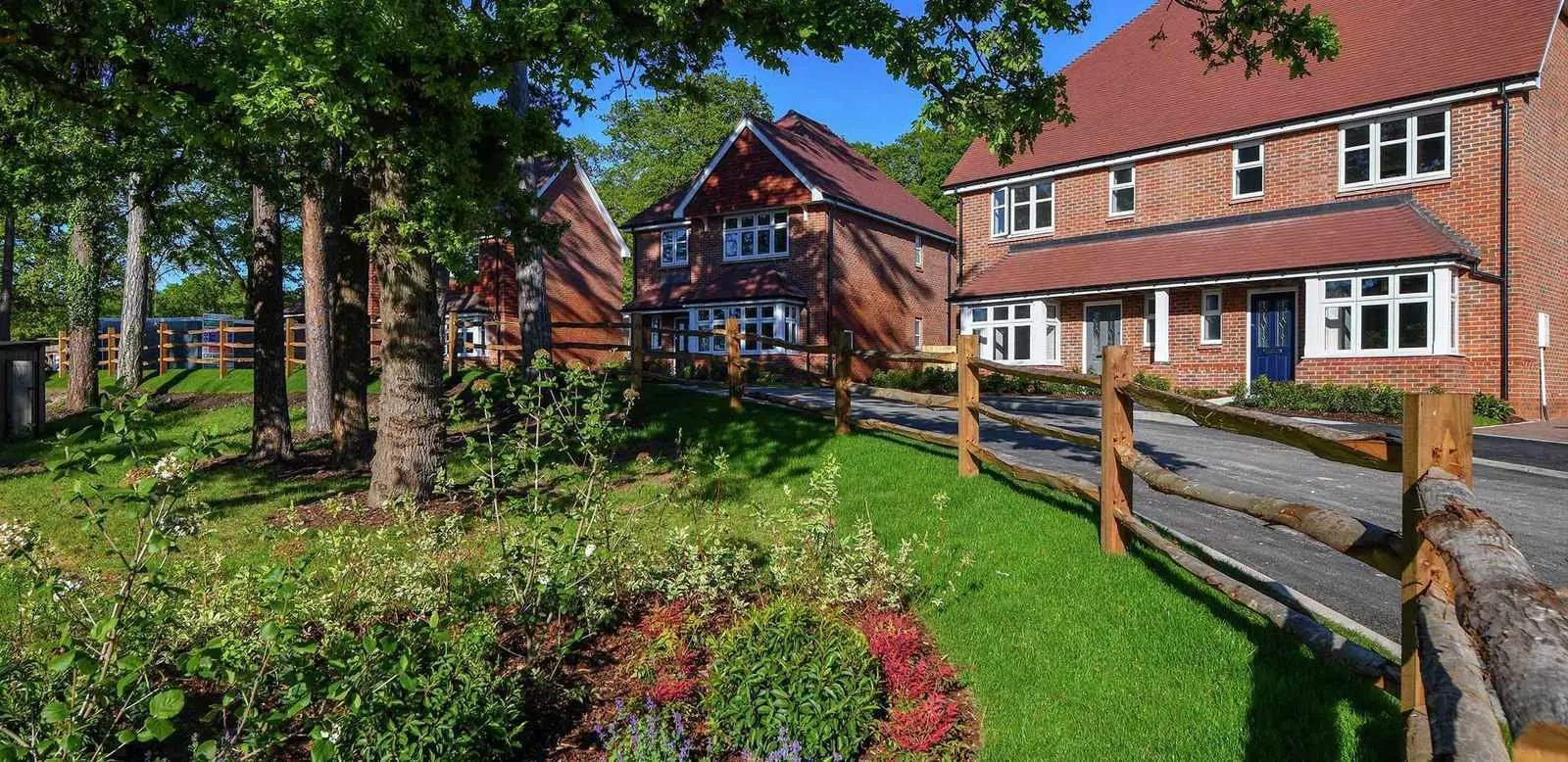 New build homes for sale Surrey's highest rated HomeViews