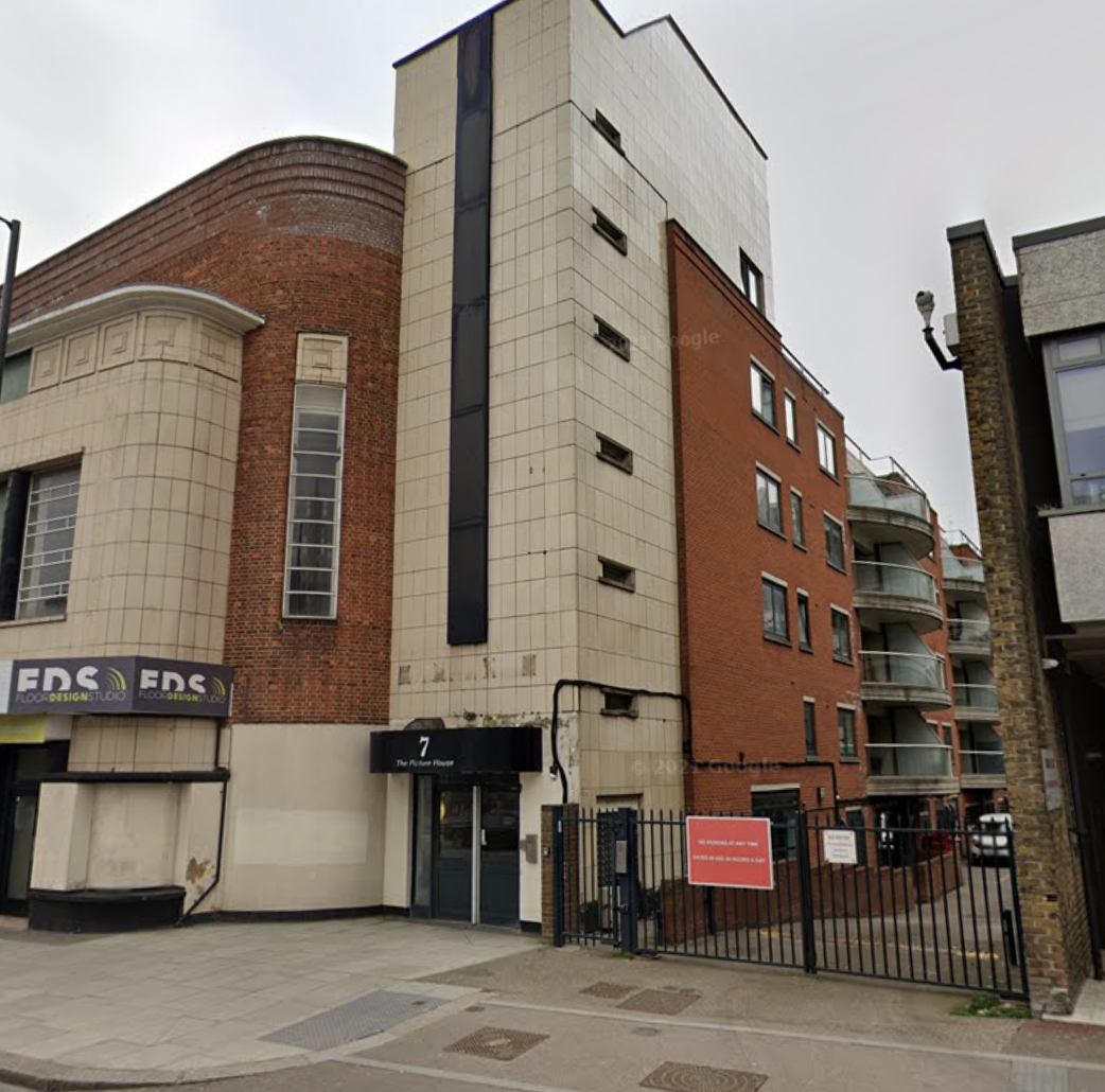 The Picture House, SW16 HomeViews