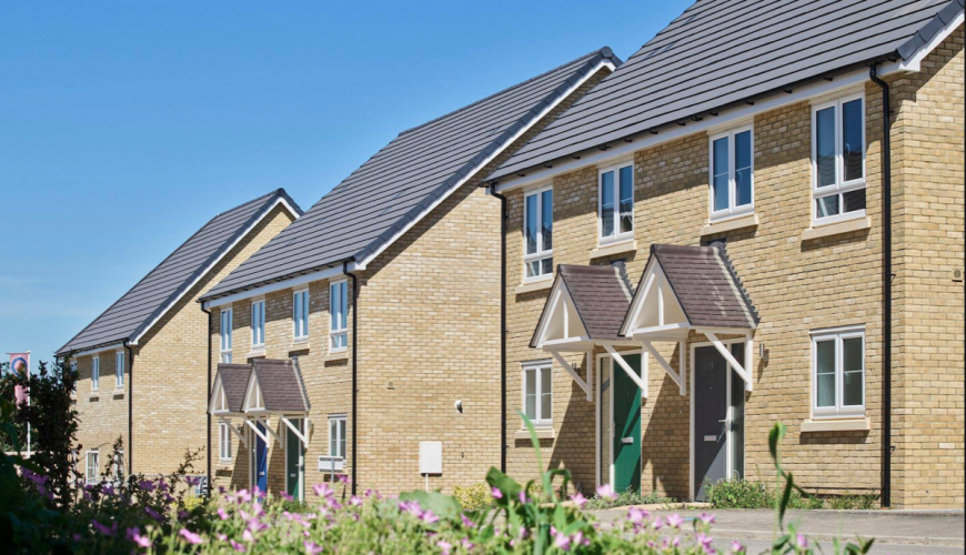Image of Rutherford Fields, LU7