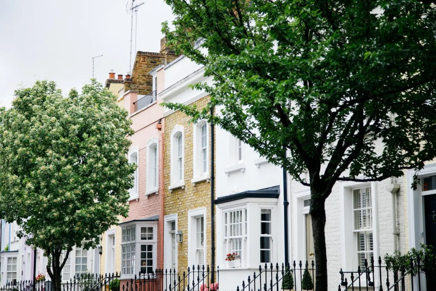 Average rent in London for all 32 boroughs HomeViews