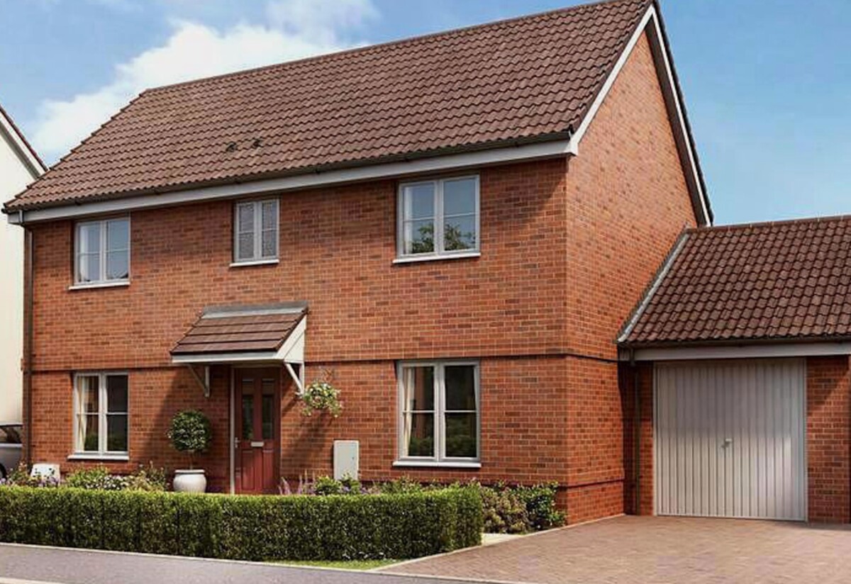 Staunton Gardens, CO7 HomeViews