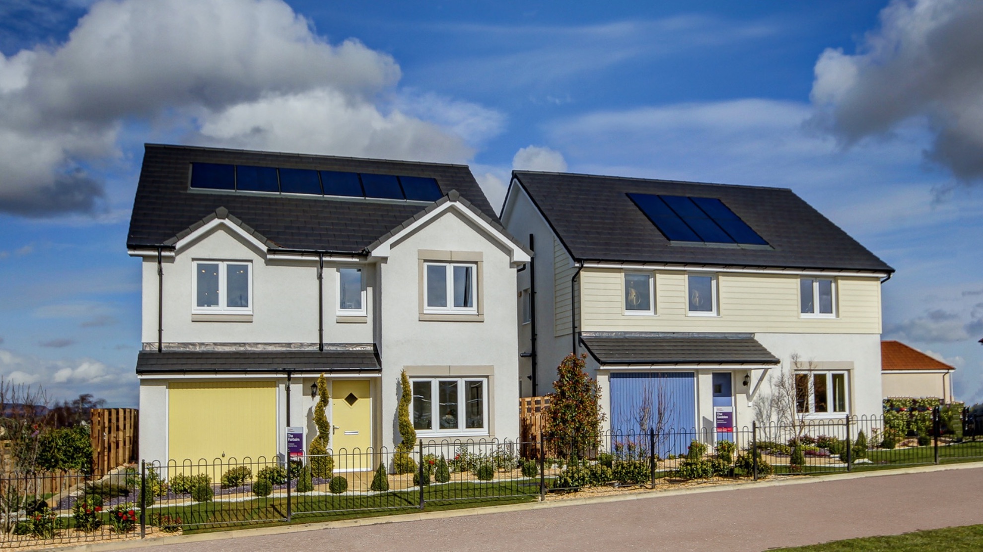 Taylor Wimpey at Calderwood, EH53 Reviews HomeViews