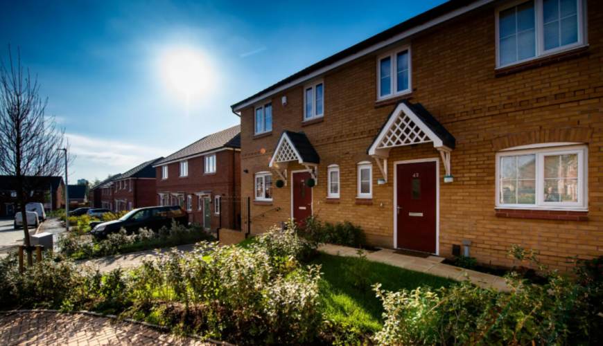 Image of Simple Life at Galton Lock, B66
