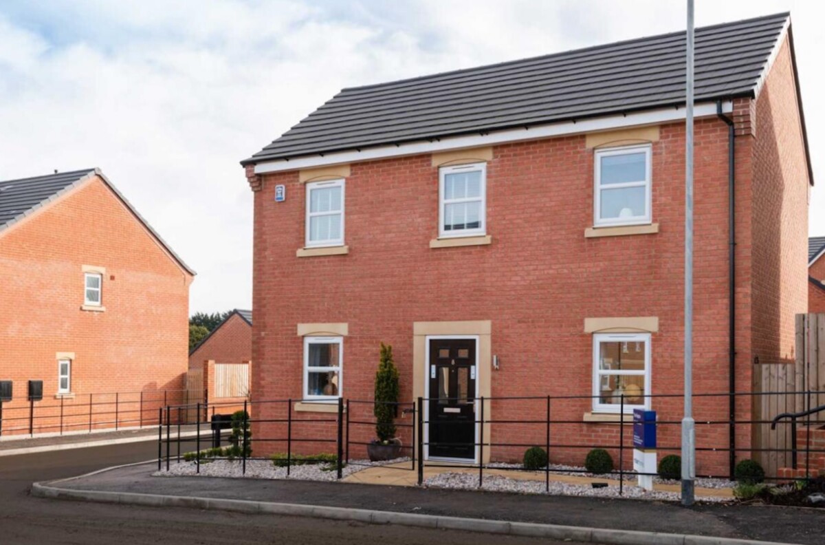 Kings Park, BD11 HomeViews