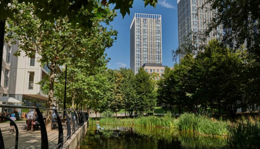 Image of Victory Plaza at East Village, E20