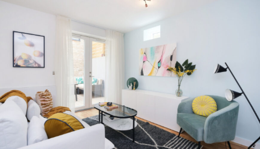 Springfield View, W3