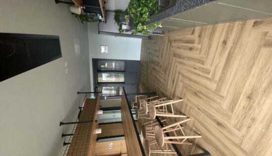 User submitted image of Hairpin House, B12