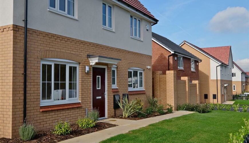 Allsop at Moorland’s Green, M6
