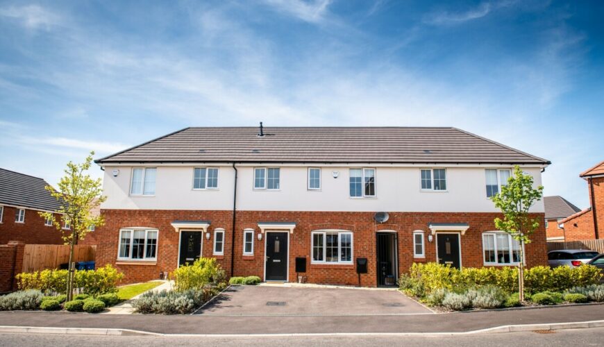 Allsop at Roch Bank, OL16