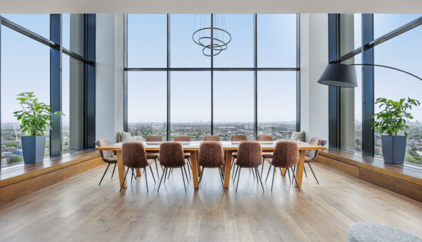 Image of Vantage Point, N19
